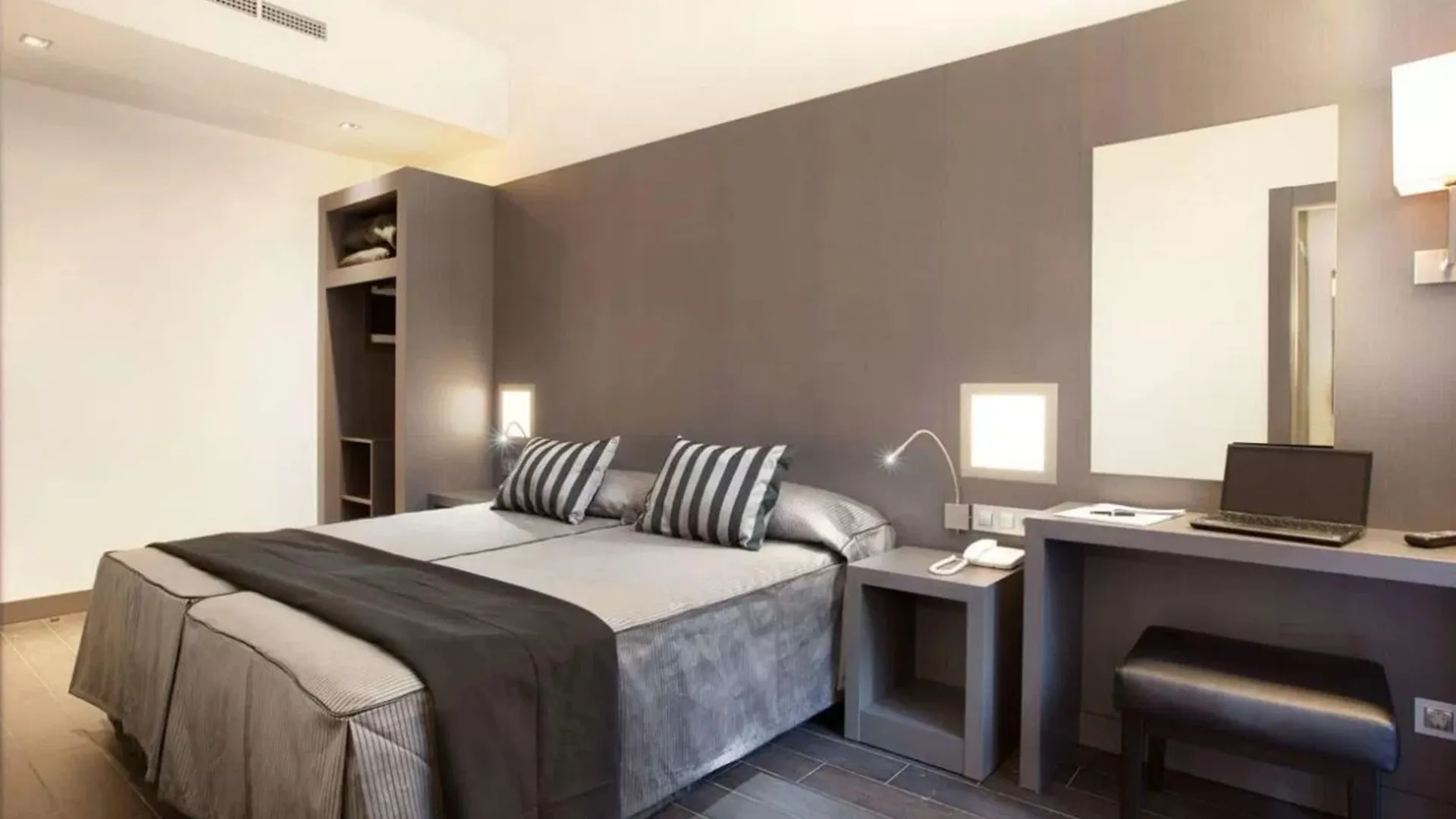 Dalia Ramblas Barcelona Hotel